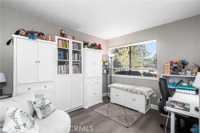 1137 Mountain Gate Road, Upland CA: https://media.crmls.org/medias/4feebf56-f526-4a93-8221-e6181381efbe.jpg