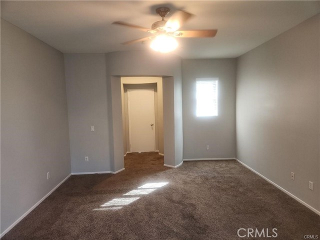 Detail Gallery Image 13 of 30 For 5503 Martingale Way, Fontana,  CA 92336 - 4 Beds | 3/1 Baths
