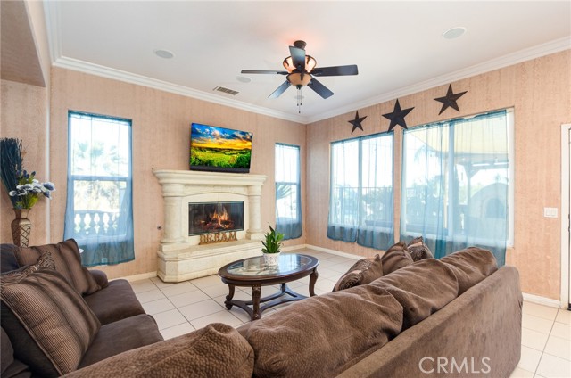 Detail Gallery Image 21 of 58 For 20730 Haines St, Perris,  CA 92570 - 5 Beds | 3/1 Baths