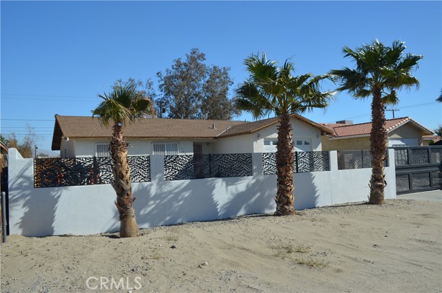 Image 1 of 25 For 15810 Avenida Manzana