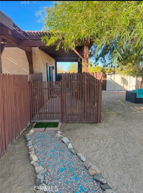 Detail Gallery Image 1 of 9 For 6655 Split Rock Ave, Twentynine Palms,  CA 92277 - – Beds | – Baths