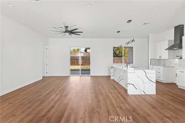 Detail Gallery Image 33 of 41 For 3714 Brave Ave, Bakersfield,  CA 93304 - 3 Beds | 2 Baths