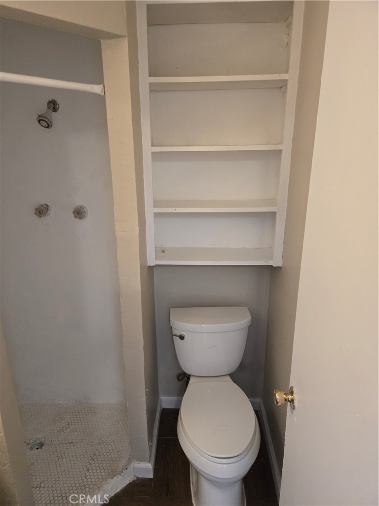 https://media.crmls.org/medias/4ff032de-052b-4b18-aab4-fe2b877886d9.jpg?preset=X-Large