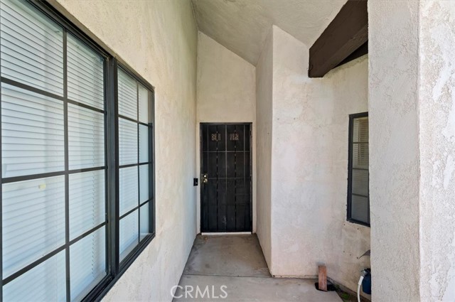 19229 Pine Way, Apple Valley CA: https://media.crmls.org/medias/4ff19d7c-4a7e-4a1f-b70a-5307fd3158ae.jpg