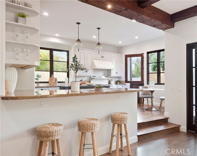 1725 Oak Avenue, Manhattan Beach, California 90266, 4 Bedrooms Bedrooms, ,4 BathroomsBathrooms,Residential,Sold,Oak,SB21251679