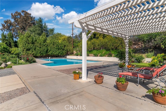 Detail Gallery Image 31 of 34 For 4432 Leydon Ave, Woodland Hills,  CA 91364 - 3 Beds | 2 Baths