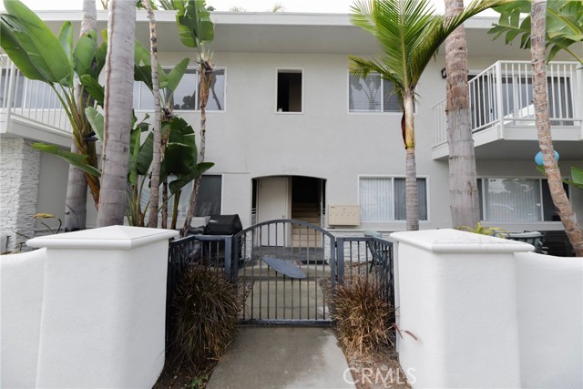 MLS# OC23025923