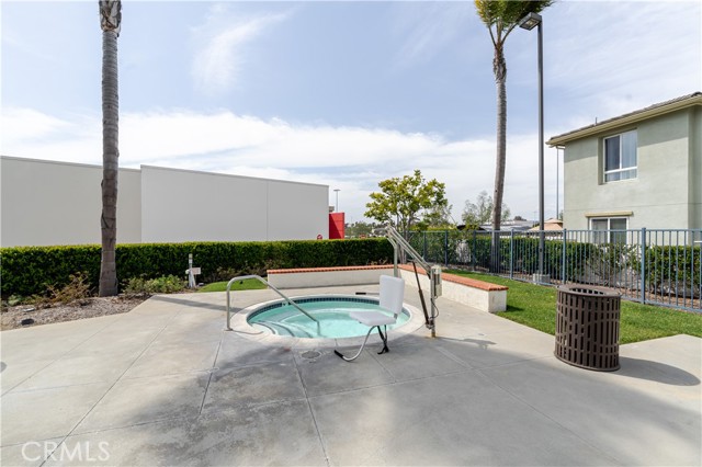 Detail Gallery Image 45 of 55 For 12017 Rock Creek Ct, Hawthorne,  CA 90250 - 4 Beds | 2/1 Baths