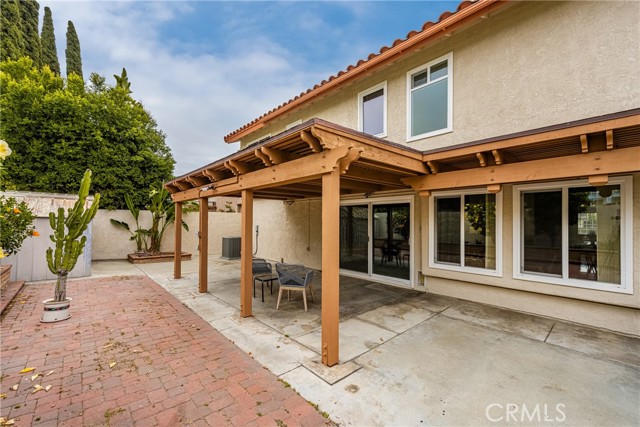 2545 E Lark Ellen Lane, Anaheim CA: https://media.crmls.org/medias/4ff5049f-5392-4543-9875-d203bd9e4bfd.jpg