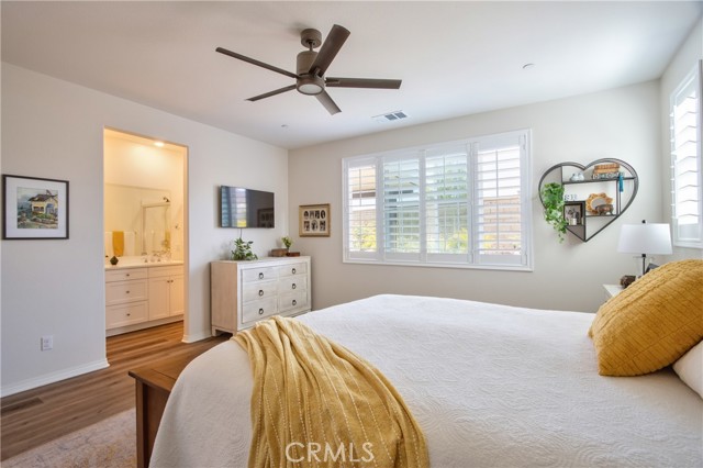 33084 Toledo Bend Court, Winchester CA: https://media.crmls.org/medias/4ff5690a-51d9-461d-b1ca-971179898903.jpg