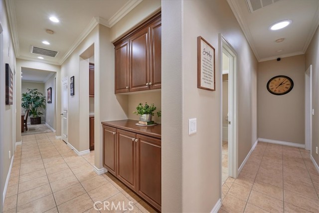 Detail Gallery Image 26 of 54 For 14508 Meadowbrook Ln, Corona,  CA 92880 - 4 Beds | 2/1 Baths