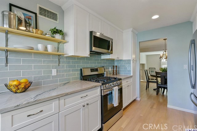 2 Bed Home for Sale in Sherman Oaks, California