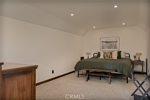 Detail Gallery Image 38 of 45 For 915 Trinity, Lake Arrowhead,  CA 92352 - 5 Beds | 3/1 Baths