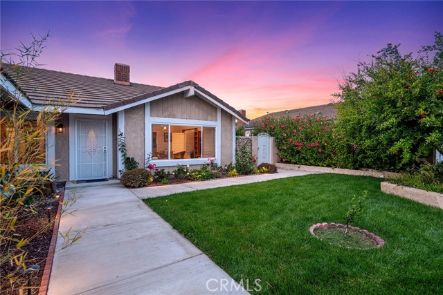 19545 Quicksilver Lane, Rowland Heights CA: https://media.crmls.org/medias/4ff5ff29-6241-47e9-87b0-f449c4a65288.jpg