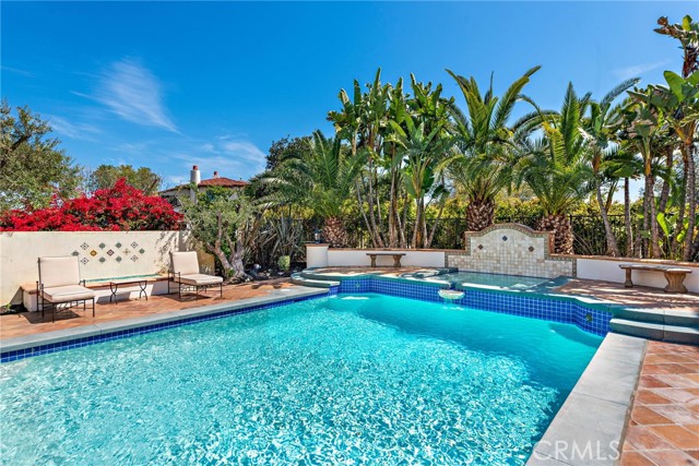 1 Overlook Drive, Ladera Ranch CA: https://media.crmls.org/medias/4ff6aca7-4874-4c3c-968a-1f01b1c6566e.jpg