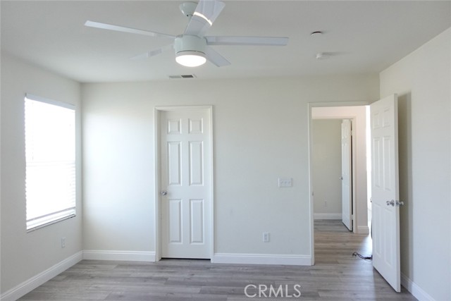 Detail Gallery Image 6 of 17 For 3447 White Sand Ct, Perris,  CA 92570 - 4 Beds | 2/1 Baths