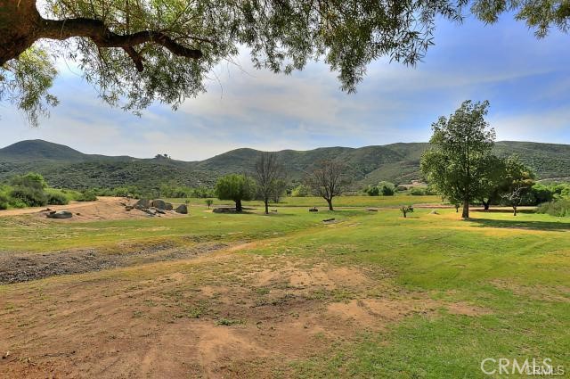 Detail Gallery Image 12 of 18 For 32050 De Portola Rd, Hemet,  CA 92543 - 6 Beds | 4 Baths