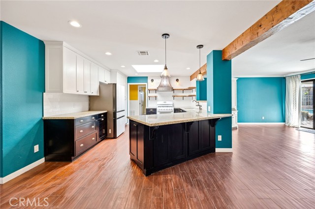 Detail Gallery Image 10 of 57 For 26655 Del Rosa, Hemet,  CA 92544 - 6 Beds | 3 Baths