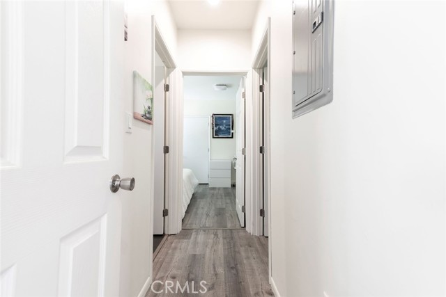 1748 Opechee Way, Glendale CA: https://media.crmls.org/medias/4ff8d681-423f-4625-ba22-13067ea603aa.jpg