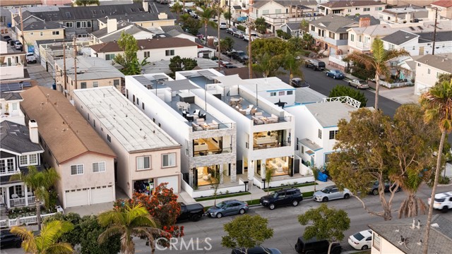 Detail Gallery Image 36 of 50 For 1313 Ocean Ave, Seal Beach,  CA 90740 - 3 Beds | 3/1 Baths