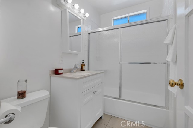 Detail Gallery Image 31 of 58 For 17435 Burma, Encino,  CA 91316 - 3 Beds | 2 Baths