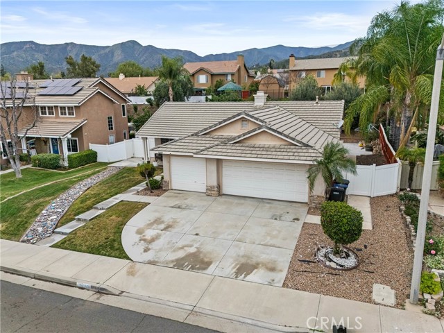 Detail Gallery Image 13 of 47 For 32009 Bourges, Lake Elsinore,  CA 92530 - 3 Beds | 2 Baths