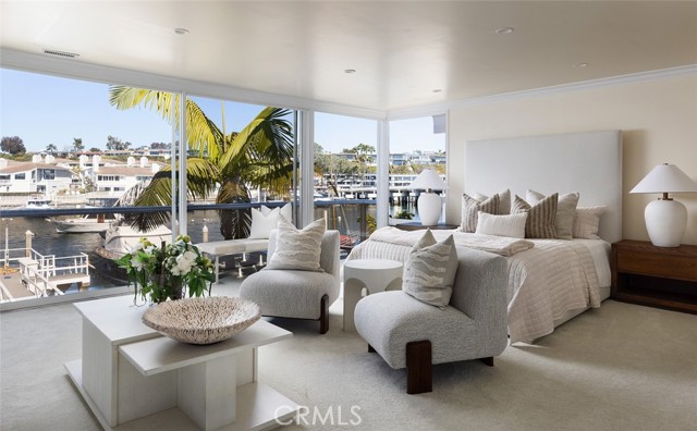 1201 N Bay Front, Newport Beach CA: https://media.crmls.org/medias/4ffab85b-cb36-4a48-a61a-1e234d4c309e.jpg