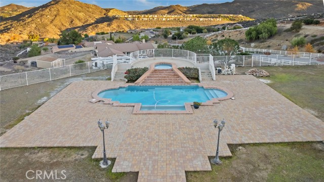 101 Via De La Valle, Lake Elsinore CA: https://media.crmls.org/medias/4ffbdbd0-27f5-48ae-a78a-f25dcca5fe25.jpg