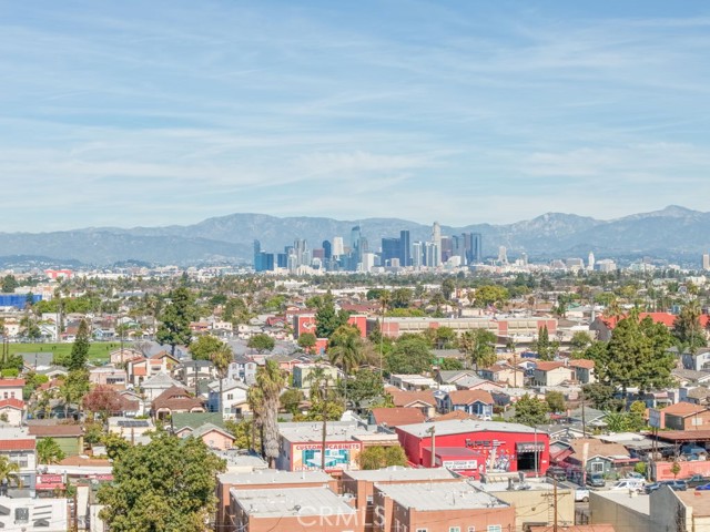 Detail Gallery Image 36 of 38 For 245 W 73rd, Los Angeles,  CA 90003 - 6 Beds | 4 Baths