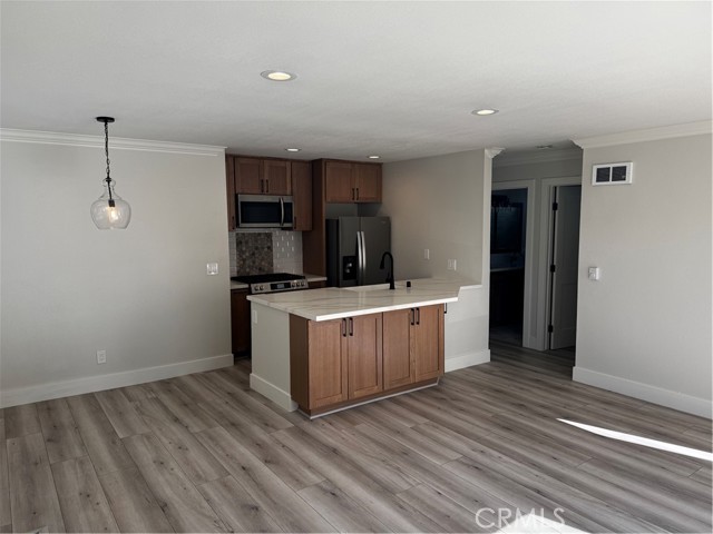 Detail Gallery Image 5 of 24 For 16582 Jib Cir #4,  Huntington Beach,  CA 92649 - 1 Beds | 1 Baths