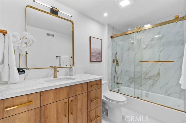 Detail Gallery Image 34 of 52 For 1 Rainbow Falls, Irvine,  CA 92603 - 4 Beds | 3 Baths