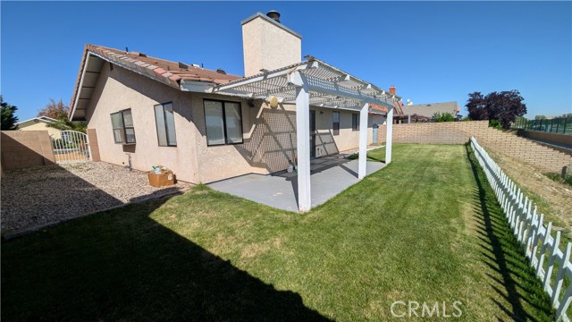 Detail Gallery Image 27 of 37 For 13959 Driftwood Dr, Victorville,  CA 92395 - 3 Beds | 2 Baths