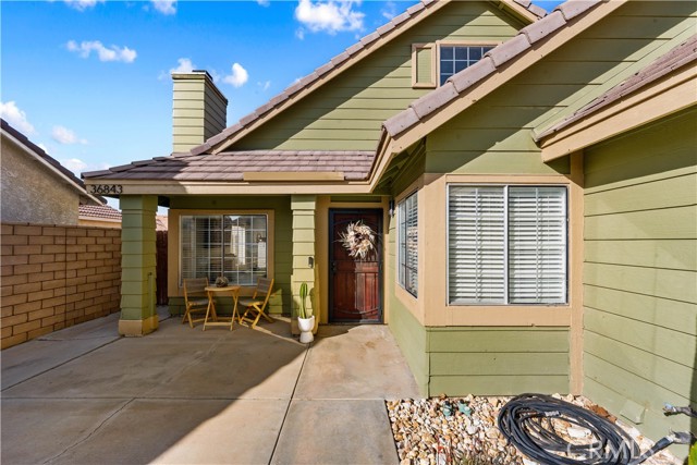 Detail Gallery Image 4 of 50 For 36843 Hillcrest, Palmdale,  CA 93552 - 3 Beds | 2 Baths