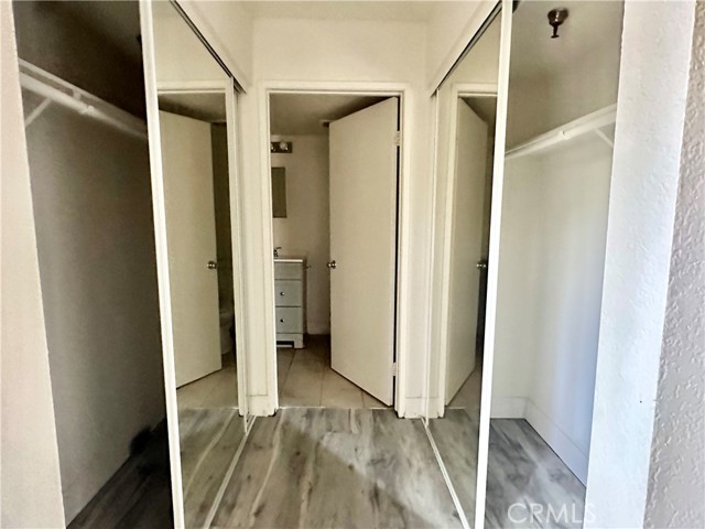 Detail Gallery Image 11 of 18 For 1052 S Mariposa Ave #105,  Los Angeles,  CA 90006 - 2 Beds | 2 Baths