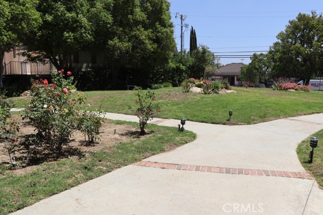 2385 Roscomare Road, Bel Air CA: https://media.crmls.org/medias/4fffcab9-e84d-402b-bab8-8f5b0fb1f396.jpg