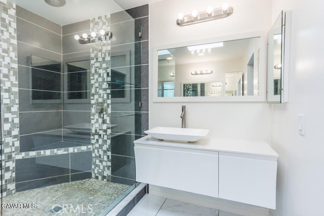 Detail Gallery Image 28 of 42 For 18452 Lemarsh St #48,  Northridge,  CA 91325 - 2 Beds | 3 Baths