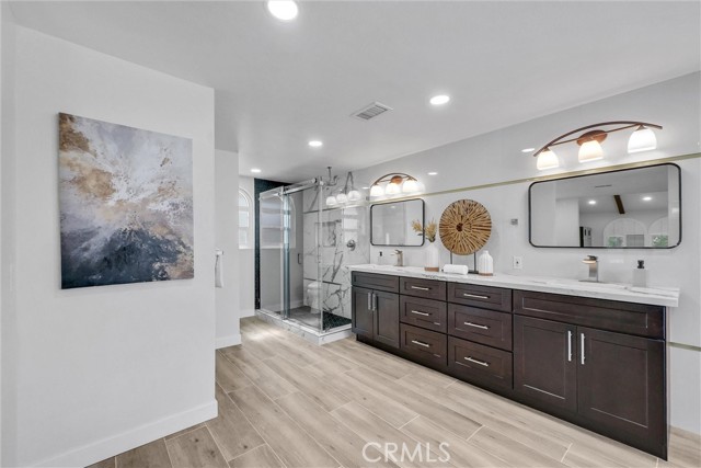 Detail Gallery Image 18 of 23 For 56 Monticello, Irvine,  CA 92620 - 3 Beds | 2/1 Baths
