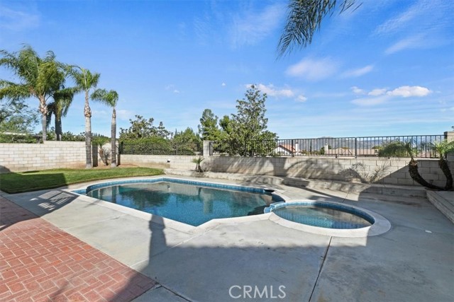 Detail Gallery Image 42 of 49 For 20628 Mesa Oak Dr, Riverside,  CA 92508 - 4 Beds | 3 Baths