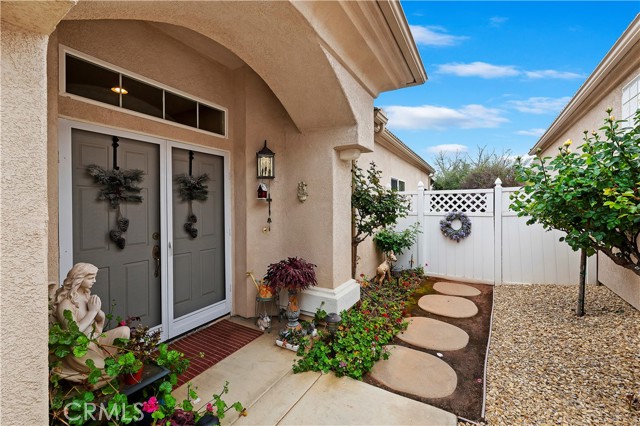 Detail Gallery Image 3 of 51 For 40229 via Marisa, Murrieta,  CA 92562 - 3 Beds | 2 Baths