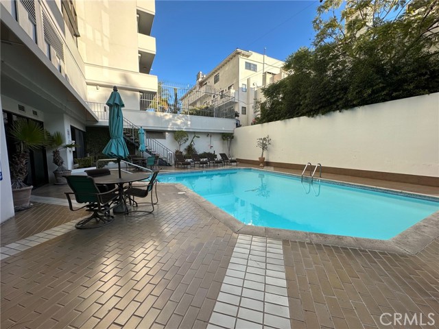 Detail Gallery Image 46 of 49 For 10660 Wilshire Bld #407,  Los Angeles,  CA 90024 - 1 Beds | 2 Baths