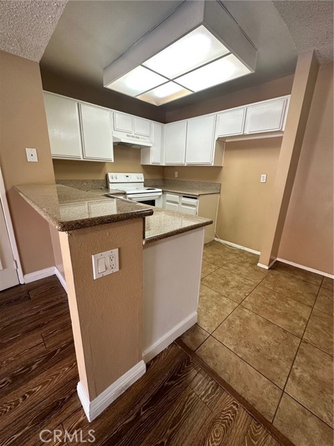 Detail Gallery Image 4 of 26 For 1480 W Edgehill Rd #41,  San Bernardino,  CA 92405 - 2 Beds | 1 Baths