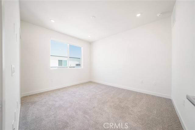 Detail Gallery Image 12 of 48 For 1816 E 1st St, Santa Ana,  CA 92705 - 3 Beds | 2/1 Baths