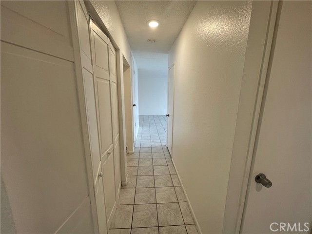 25141 Silent Creek Road, Moreno Valley CA: https://media.crmls.org/medias/50030910-e9aa-40eb-ad6d-00a59844b938.jpg