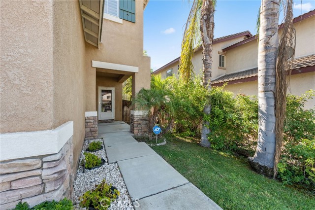 16192 Setting Sun Circle, Riverside CA: https://media.crmls.org/medias/50031759-1560-4dad-a3cc-04f12ed76922.jpg