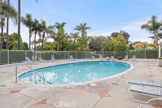 Detail Gallery Image 41 of 51 For 19431 Ranch Ln #101,  Huntington Beach,  CA 92648 - 4 Beds | 3/1 Baths