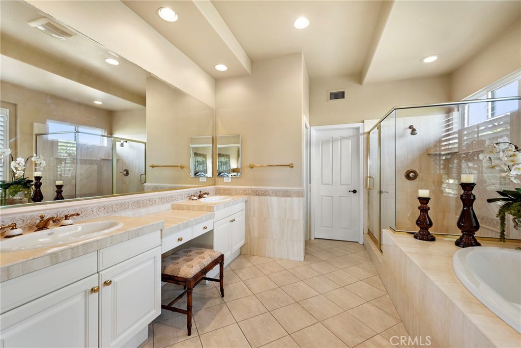 50034407 Cf60 494b 999a 9237dc314193