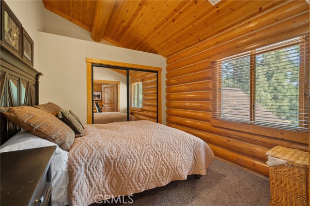 1947 Shady Lane, Big Bear City CA: https://media.crmls.org/medias/500508e5-7111-4faa-834f-8a43c003e12a.jpg