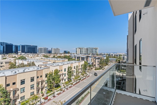 Detail Gallery Image 26 of 29 For 1601 Rivington, Irvine,  CA 92612 - 2 Beds | 2/1 Baths