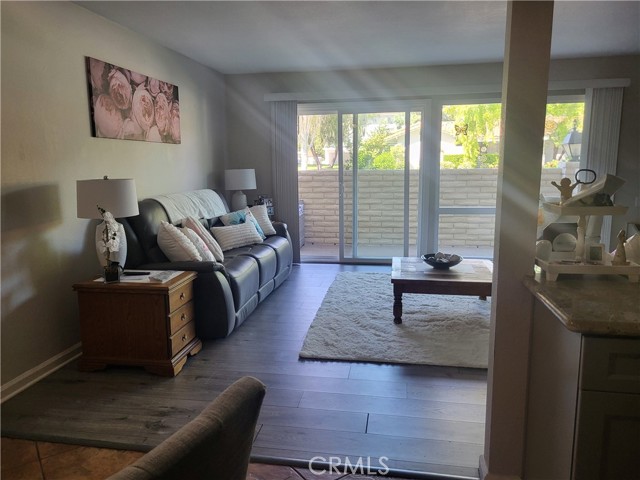 Detail Gallery Image 16 of 22 For 2177 via Puerta a,  Laguna Woods,  CA 92637 - 2 Beds | 2 Baths