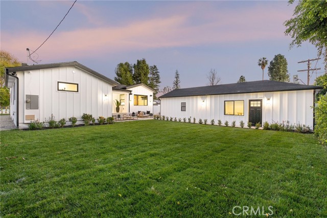 Detail Gallery Image 8 of 45 For 5537 Sunnyslope Ave, Sherman Oaks,  CA 91401 - 4 Beds | 4/1 Baths